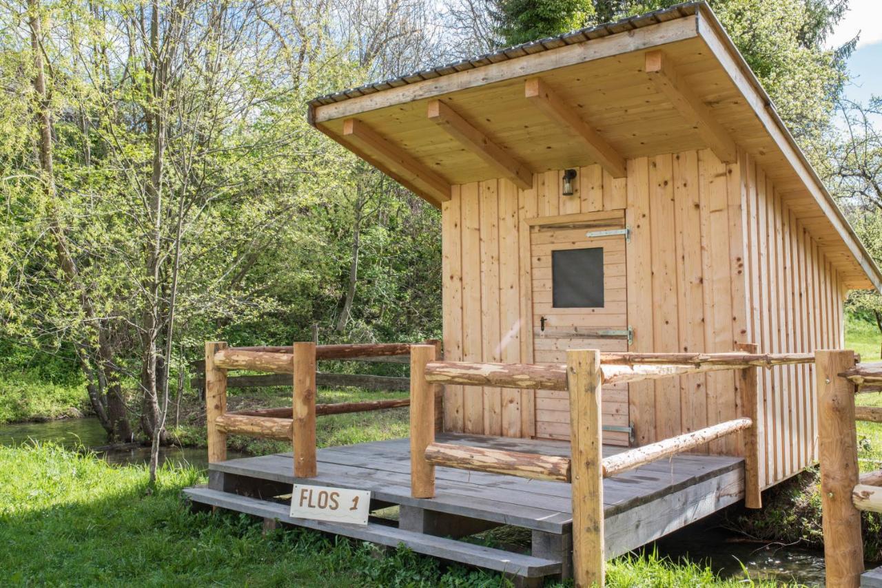 Kamp Na Otoku - Ljubno Ob Savinji Hotel Exterior foto